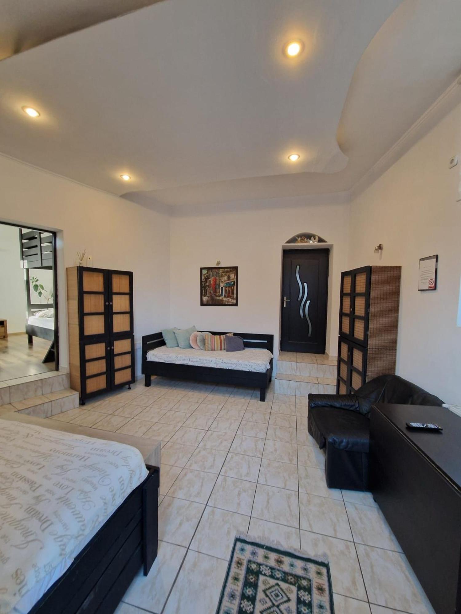 Apartament Corana Oradea Εξωτερικό φωτογραφία